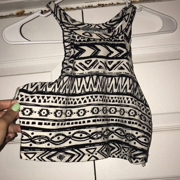 Aztec Crop Top. - Picture 1 of 2